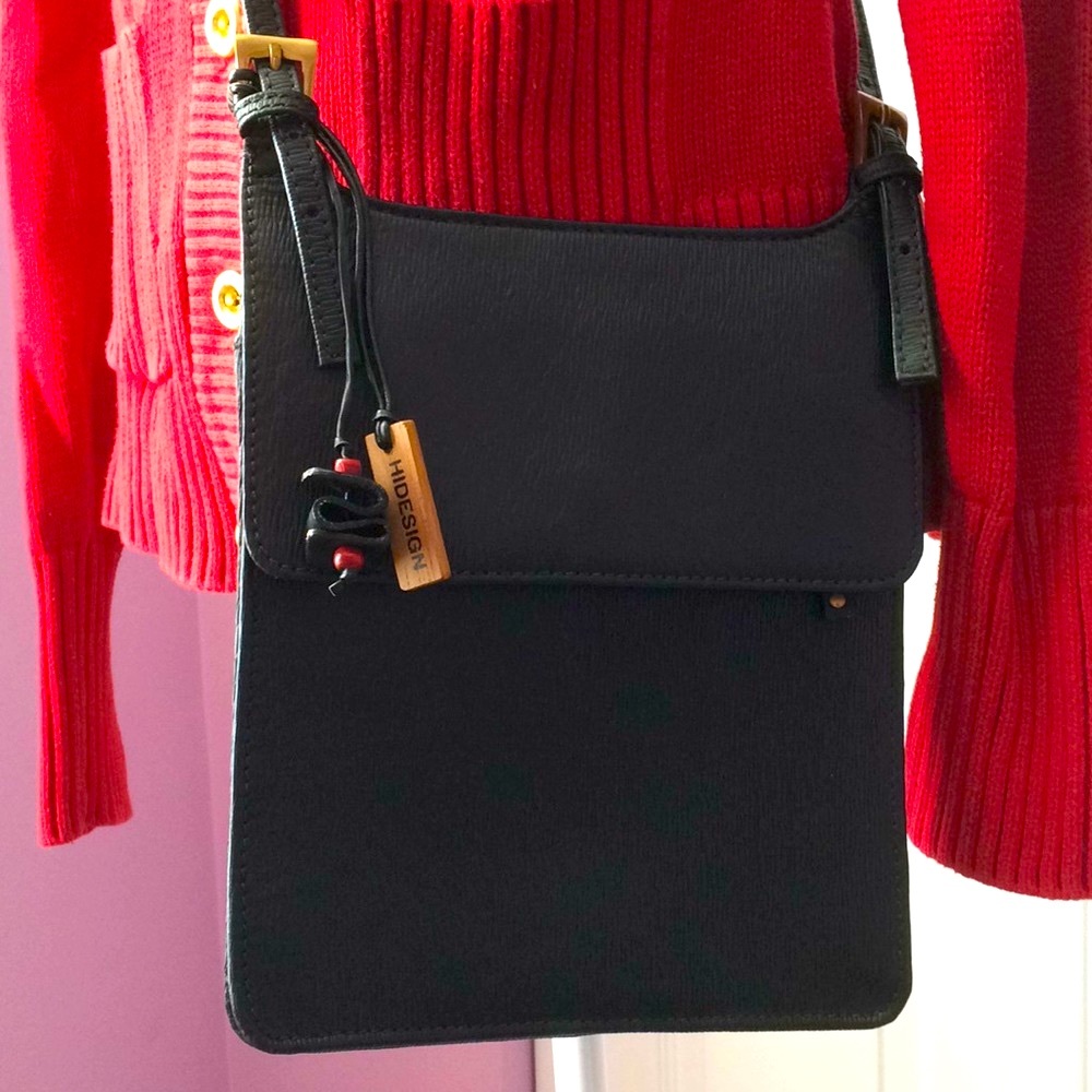 NWT Hidesign crossbody bag with brass hardware